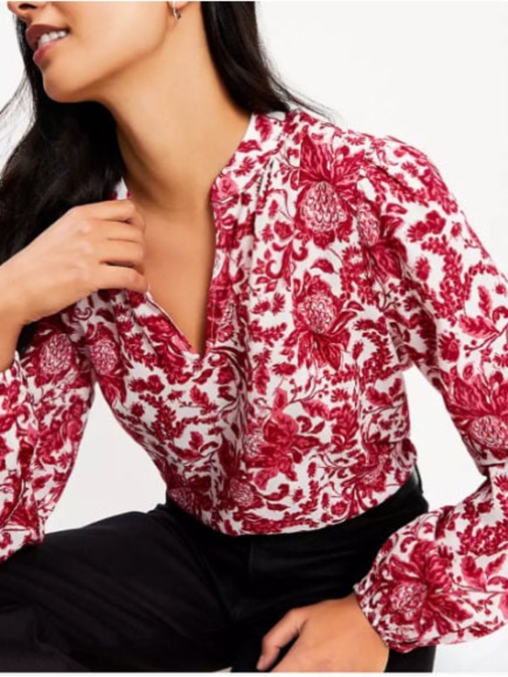 LOFT Floral Toile Split Neck Blouse. XSP. NWT.